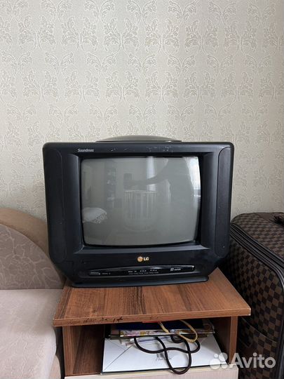 Продается телевизор