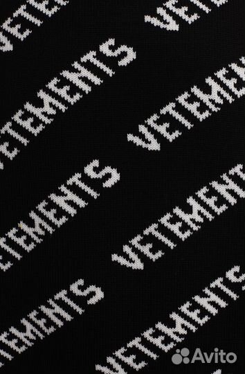 Свитер vetements