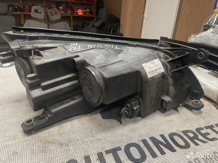 Фара левая Volkswagen Tiguan 5N2941031K 2007-2011