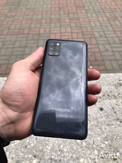 Телефон самсунг а31