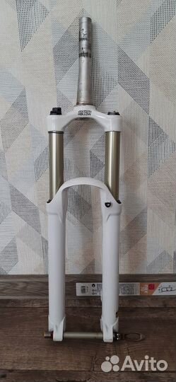 Вилка Suntour Auron