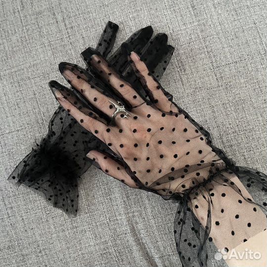 Легкие прозрачные перчатки