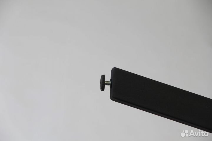 Стол обеденный