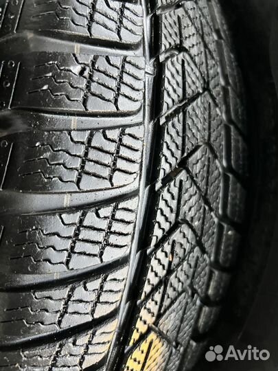 Pirelli Winter Sottozero 3 225/60 R18 100H