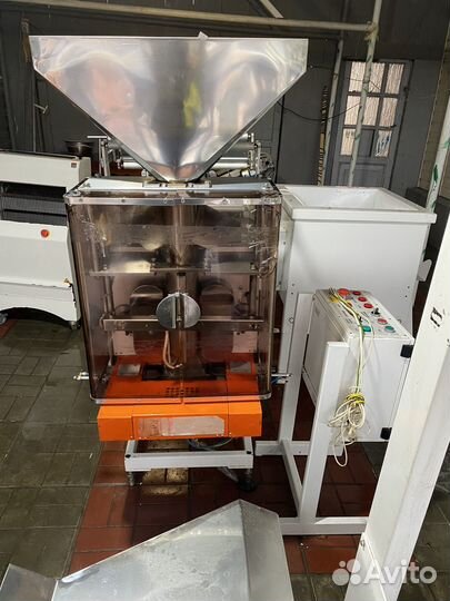 Автомат упаковки сыпучих продуктов рт-ум-21