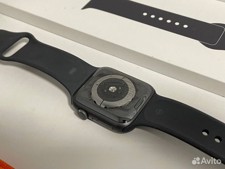 Apple Watch Series 5, 44mm