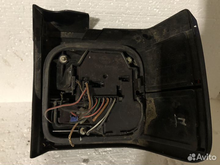 Фонарь задний левый Volkswagen Passat (B3)