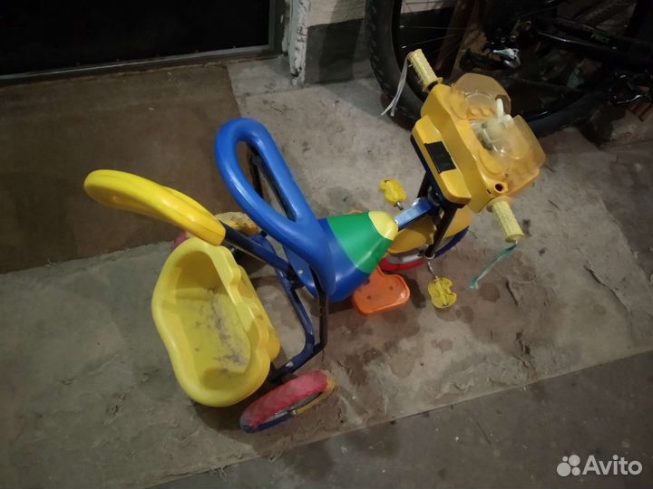 Трехколесный велосипед бу