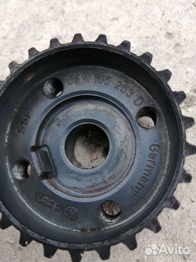 Шестерня грм Пассат Б5+ Ауди А4 Б6 1.8 06A105263D
