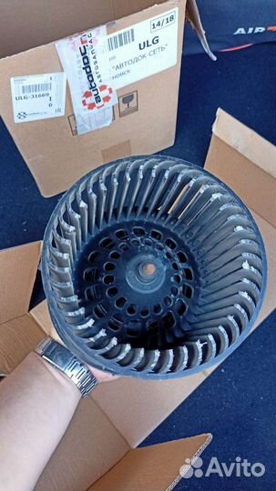 Мотор отопителя печки citroen С4