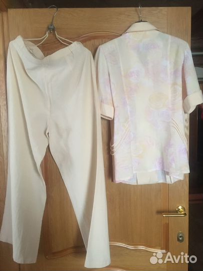 Летний женский костюм с брюками.Размер 50-52