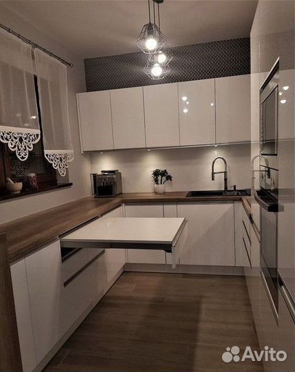 Кухня с островом в рассрочку