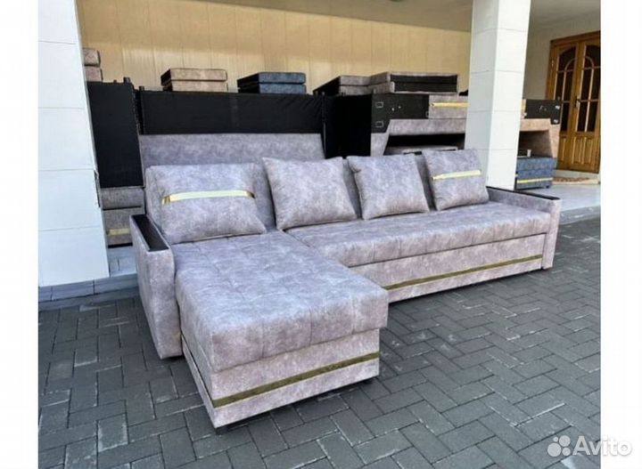Диван угловой раскладной в наличии