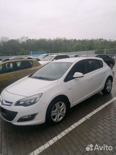 Opel Astra 1.6 AT, 2013, 130 000 км