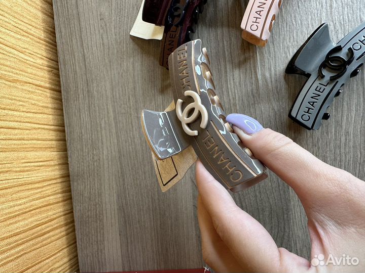 Заколка для волос chanel