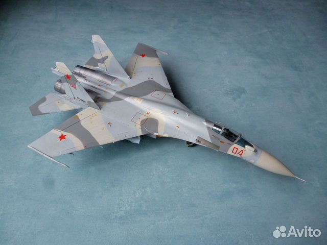 Стендовая модель самолёта Су-27см масштаб 1:72