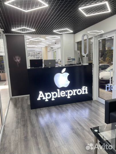 Дисплей iPad Pro 12.9 (2018) iPad Pro 12.9 (2020)