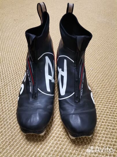 Лыжные ботинки классические rossignol размер 42.5