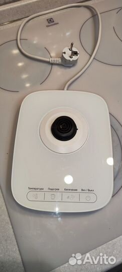 Электрический чайник Kitfort кт-629-1