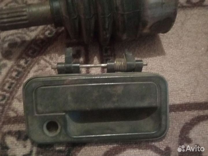 Ручка,правой двери