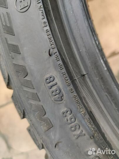 Pirelli Winter Sottozero 3 245/40 R19 и 275/35 R19 98V