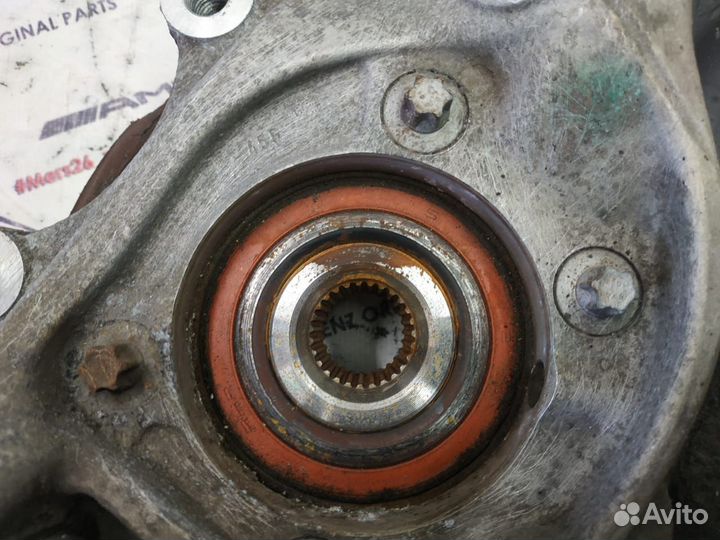 Кулак w204 Mercedes задний