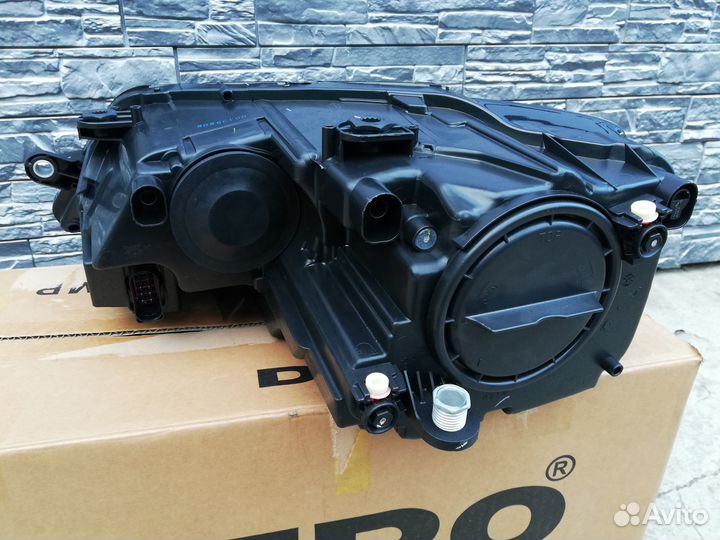 Новая фара VW Jetta 2011-2014 Depo