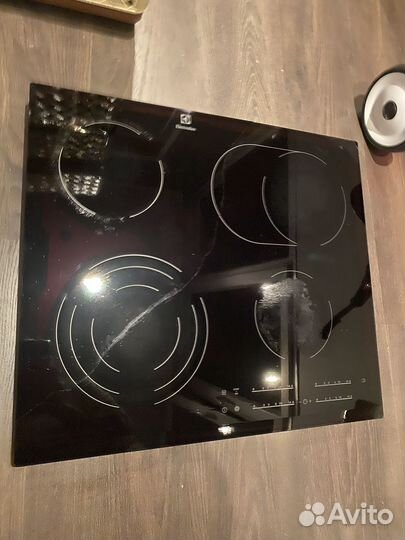 Варочная панель электрическая electrolux