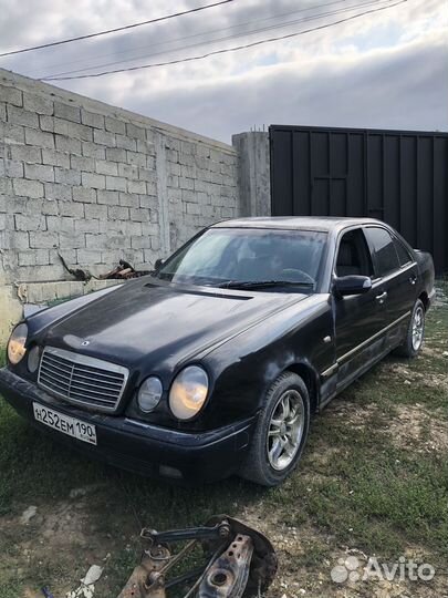 Разбор Mercedes W210