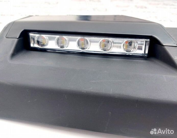 Передний спойлер 4x4 на крышу G-class гелик W463