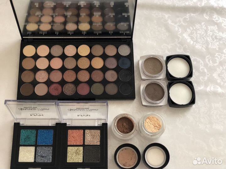 Тени для глаз, тинт для бровей