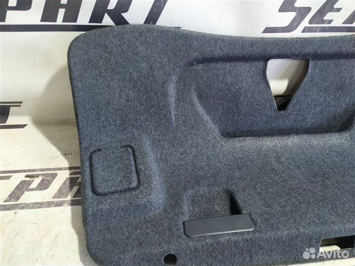 Обшивка крышки багажника Audi A4 B7 2.0 BWE 2007