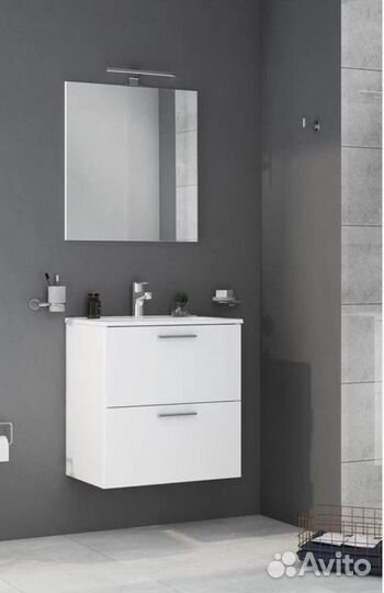 Комплект мебели для ванной