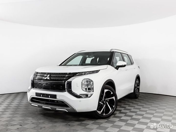 Mitsubishi Outlander 2.5 CVT, 2023, 18 км