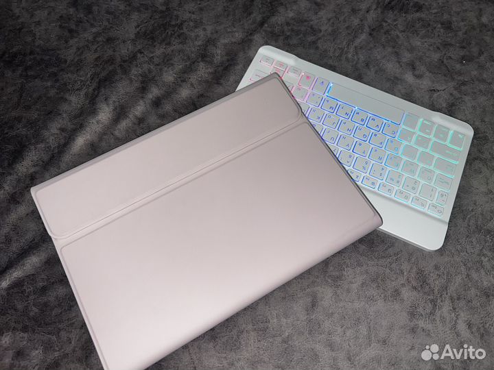 Чехол-клавиатура на (Xiaomi pad 5)