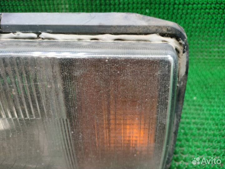 Фара передняя левая Лада 2105 2000