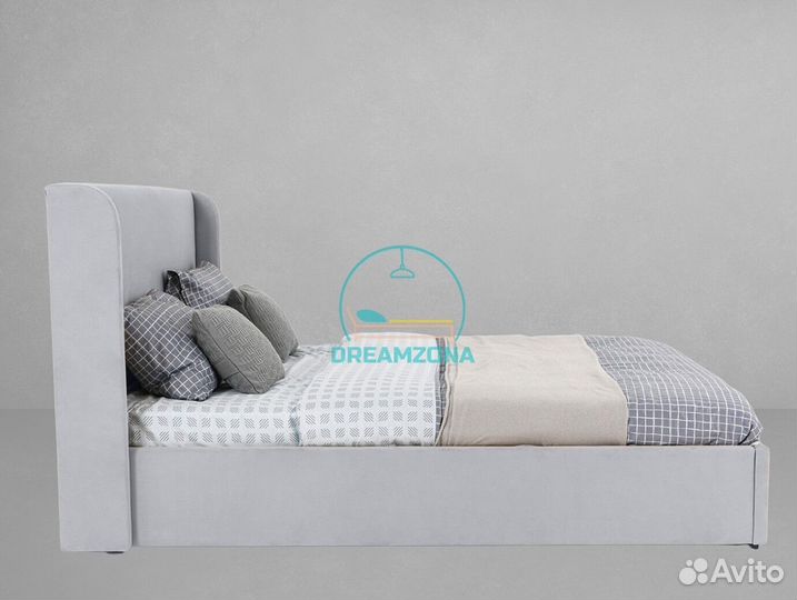 Кровать двуспальная Нэнси с мягким изголовьем