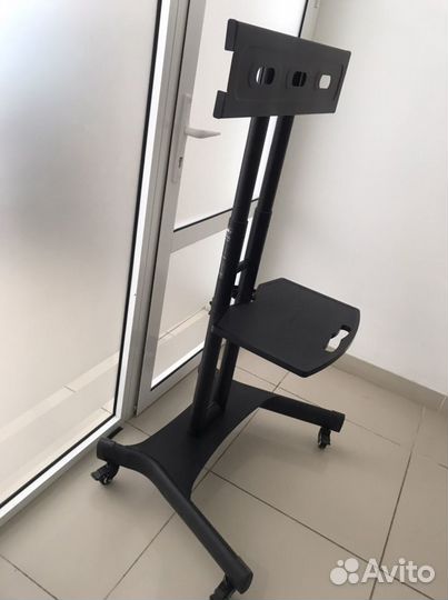 Стойка для телевизора