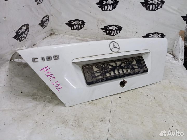Крышка багажника Мерседес W202