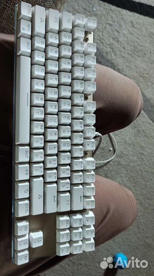 Игровая клавиатура с RGB