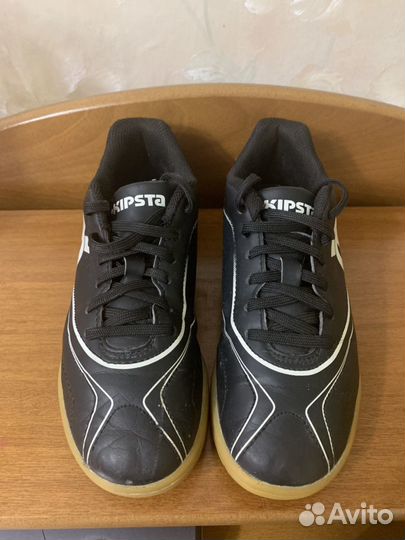 Бутсы спортивные