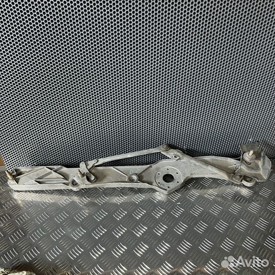 Трапеция стеклоочистителей BMW 5 серия