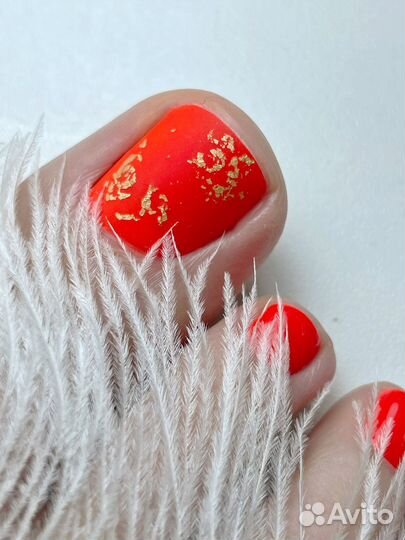 Аппаратный педикюр