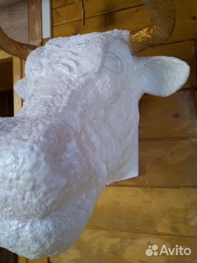 Голова быка из папье-маше