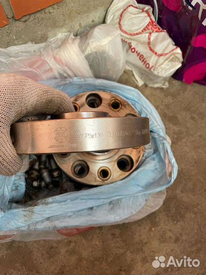 Колесные проставки 5х130-71,6