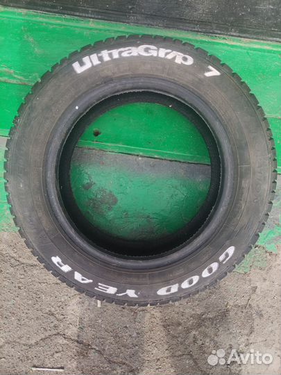 Goodyear UltraGrip 7 R14