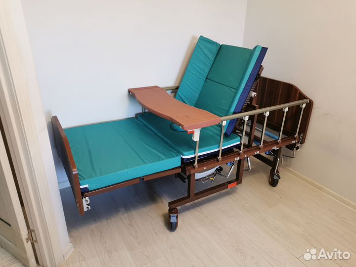 Функциональная медицинская кровать