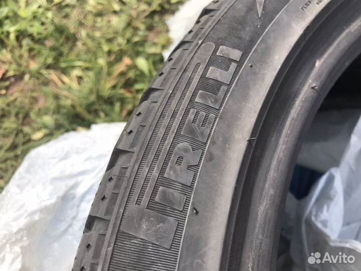 Pirelli Ice Zero 225/45 R18 и 245/40 R18
