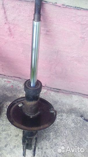 Амортизатор Стойкам передний лада Ларгус