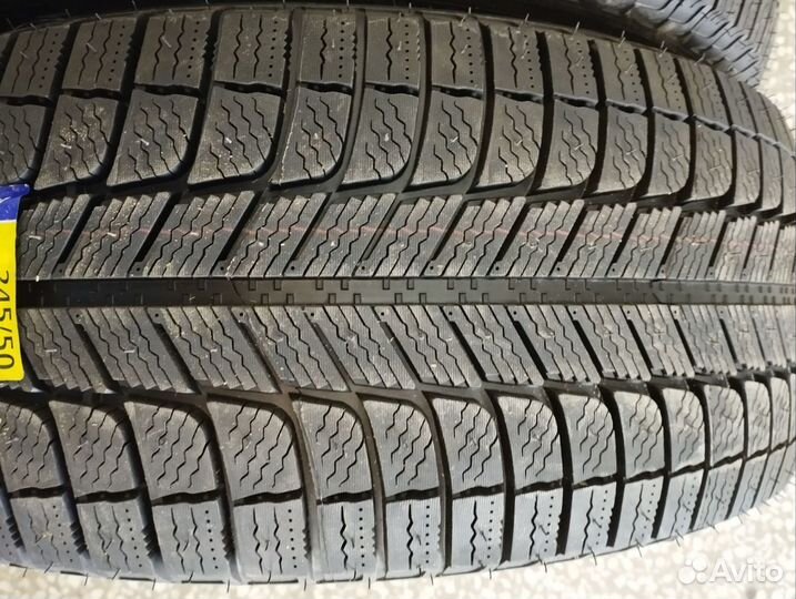 Michelin X-Ice 3 245/50 R18 104H